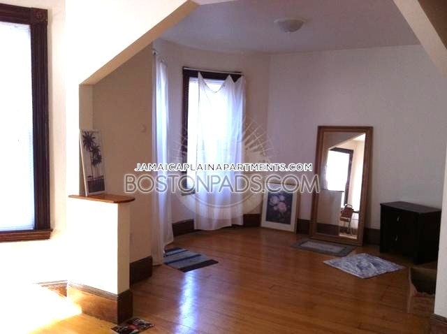 5 bed, 2 bath apartment for rent at 47 Creighton St Unit 3, Jamaica Plain — photo 4 of 117