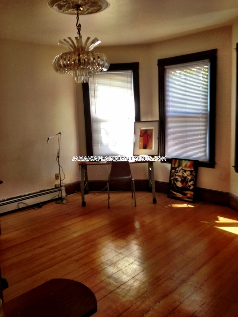 5 bed, 2 bath apartment for rent at 47 Creighton St Unit 3, Jamaica Plain — photo 15 of 117