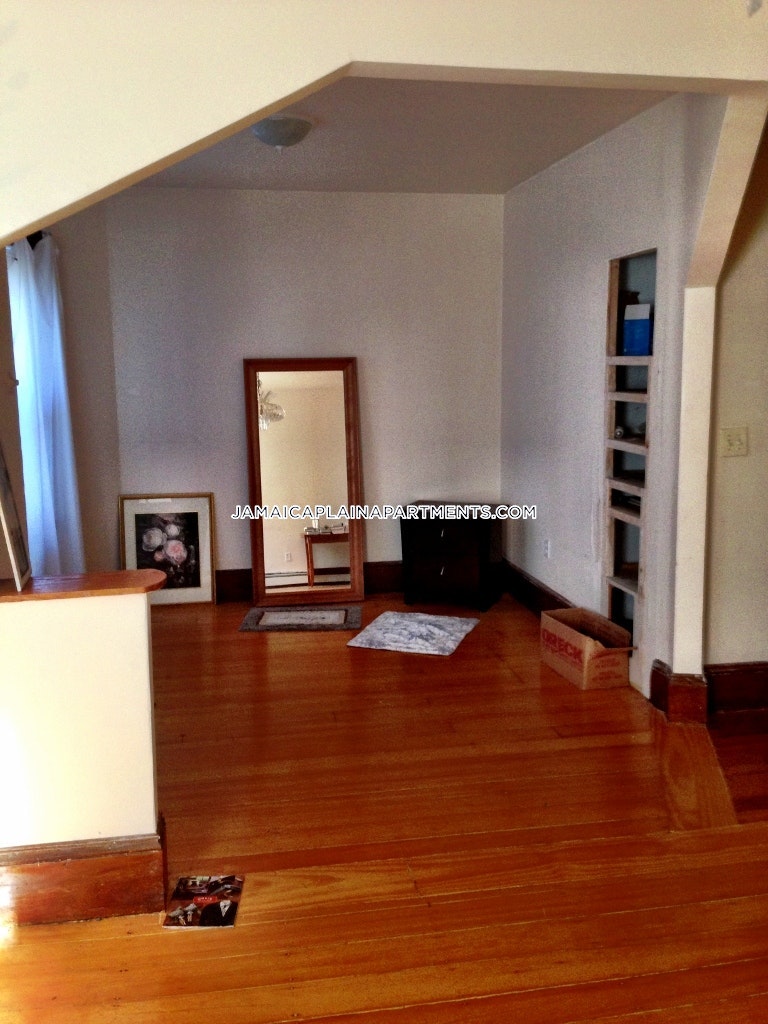 5 bed, 2 bath apartment for rent at 47 Creighton St Unit 3, Jamaica Plain — photo 19 of 117
