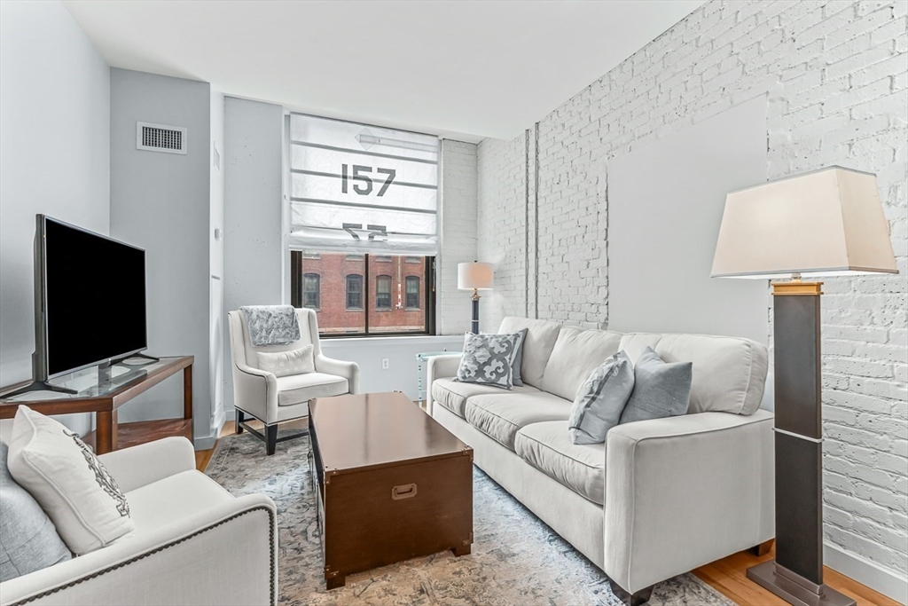 346 Congress, South Boston