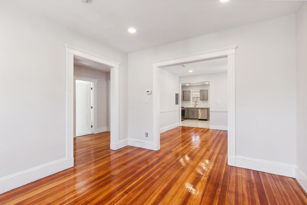 11 Tucker St, Milton