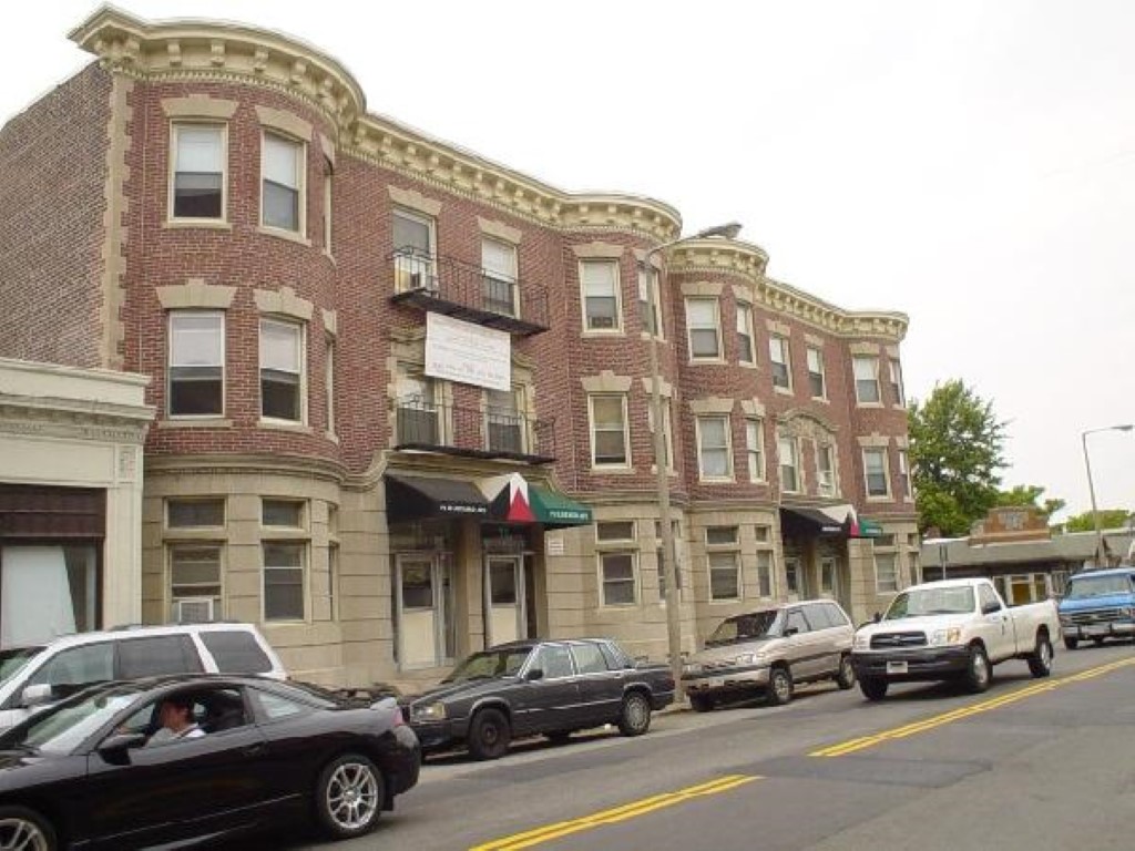 4 bed, 1 bath apartment for rent at 67 Harvard Ave Unit B1, Allston — photo 1 of 3