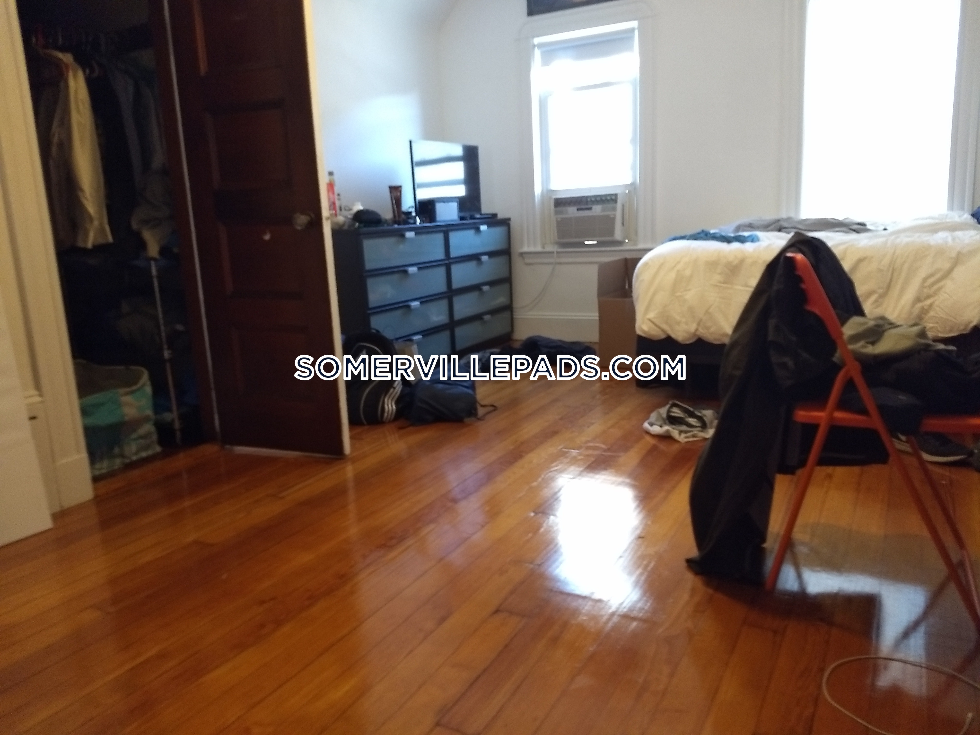 4 bed, 1 bath apartment for rent at 197 College Ave Unit 3, Davis Square — photo 7 of 22