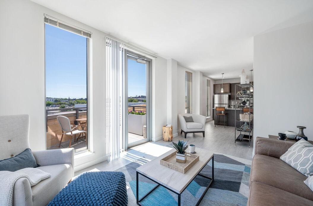 411 D St, South Boston