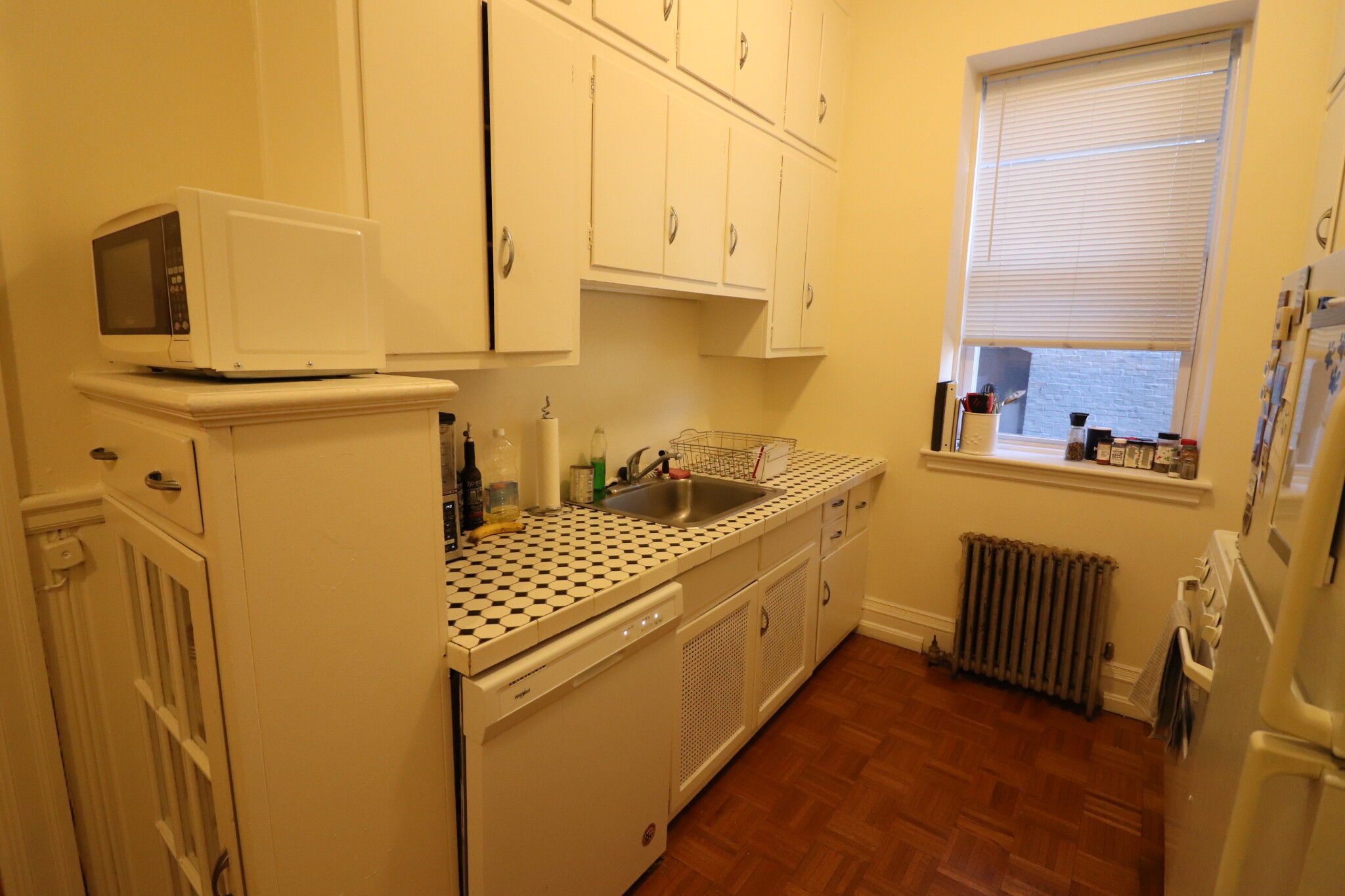 2 bed, 1 bath apartment for rent at 1569 Beacon St Unit 11, Washington Square — photo 11 of 17