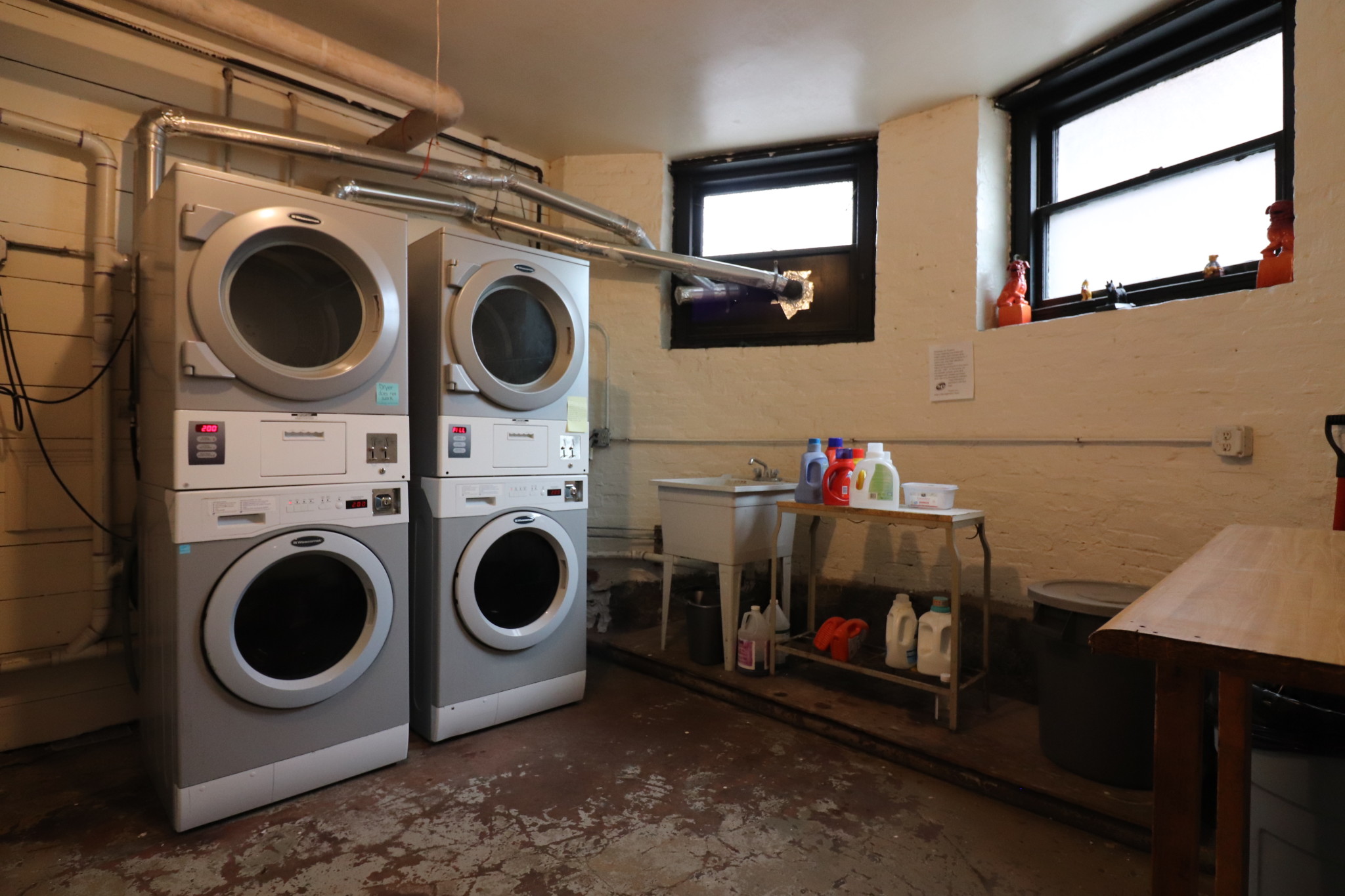 2 bed, 1 bath apartment for rent at 1569 Beacon St Unit 11, Washington Square — photo 16 of 17