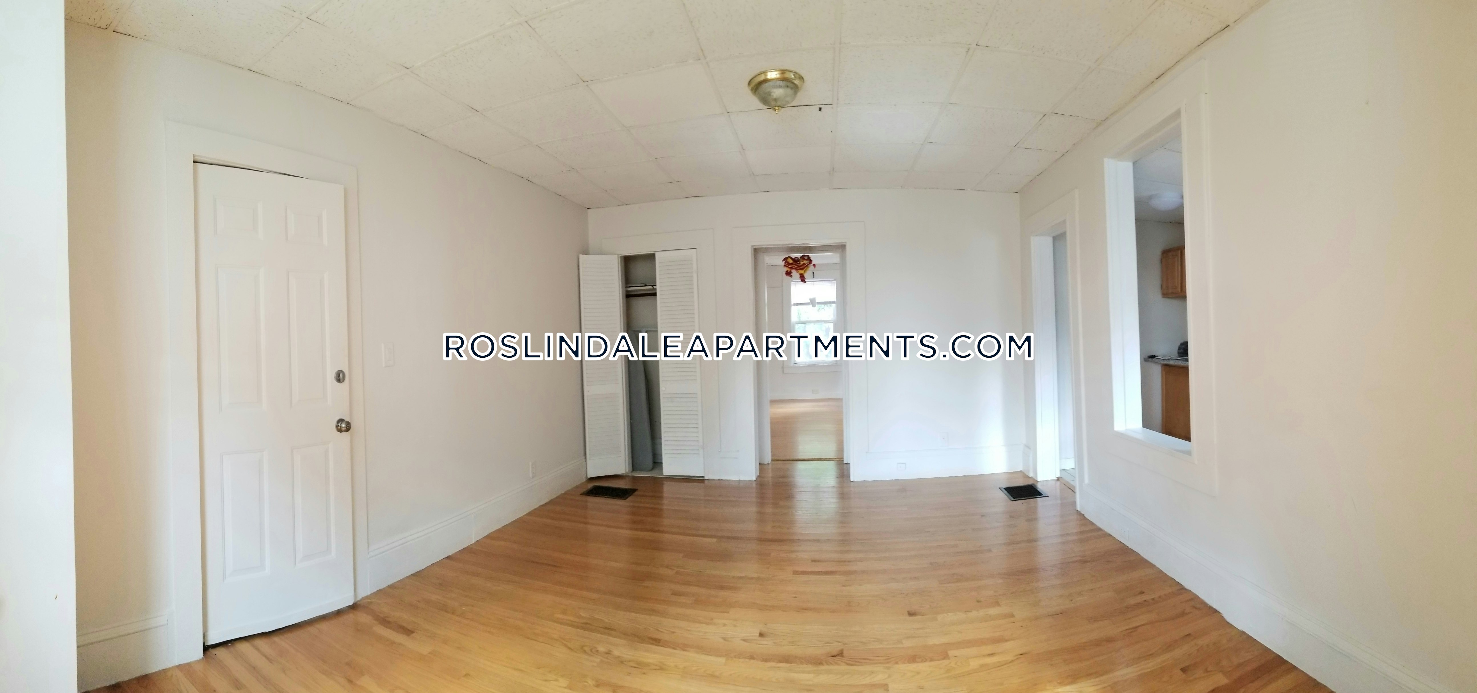 2 bed, 1 bath apartment for rent at 67 Maynard St Unit 1, Hyde Park — photo 3 of 11