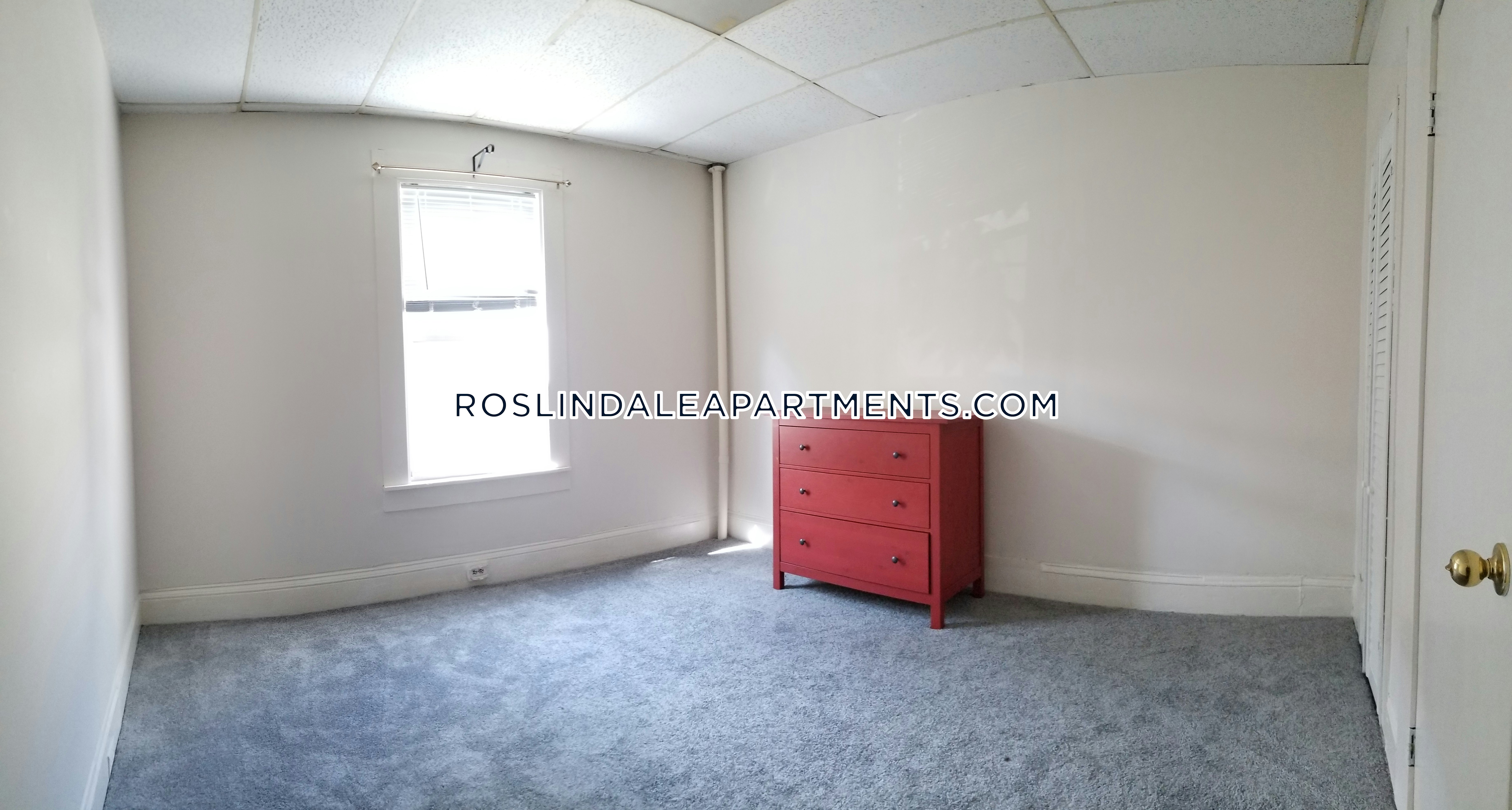 2 bed, 1 bath apartment for rent at 67 Maynard St Unit 1, Hyde Park — photo 8 of 11