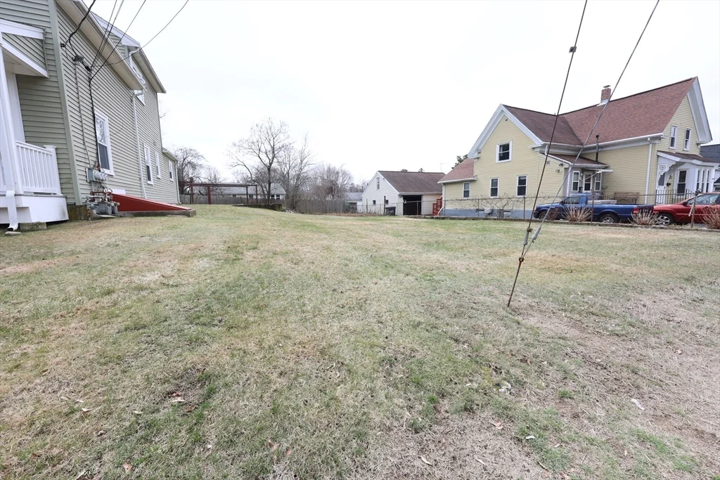 50 Atherton St, Stoughton