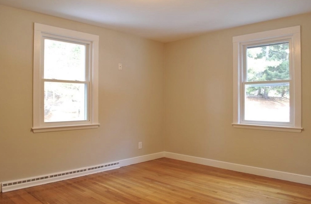 21 Hillside Rd, Lincoln