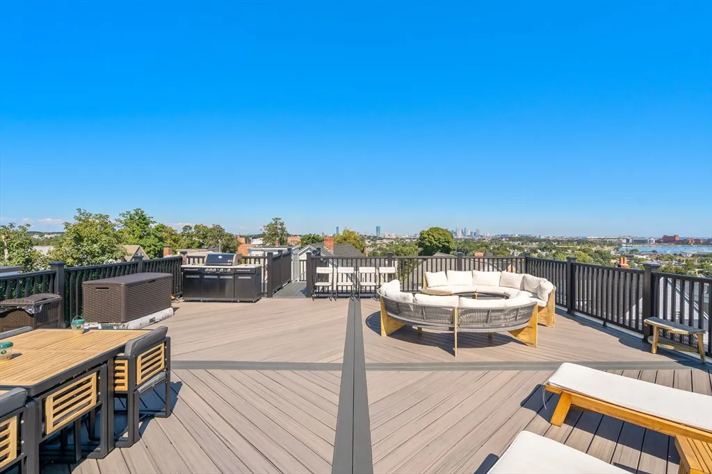 29 S Munroe Ter, Dorchester