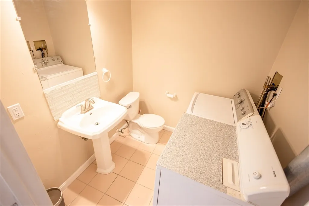 5337-B Washington St, West Roxbury