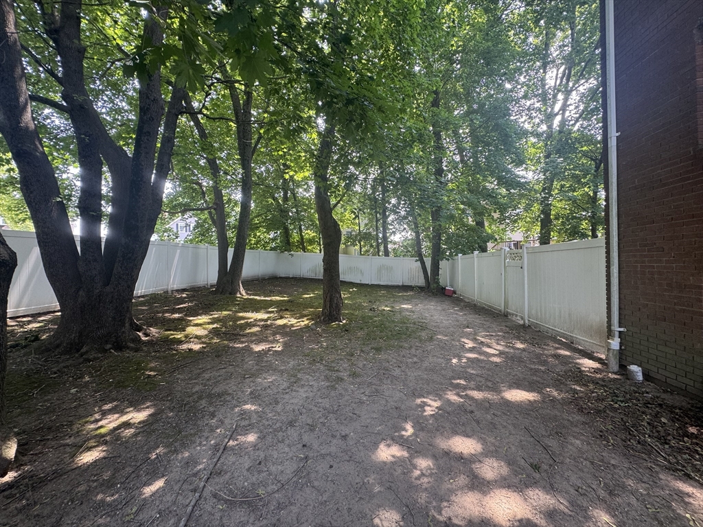 10 County, Mansfield