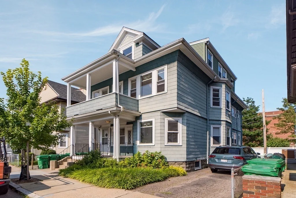 5 Benton Rd, Tufts University