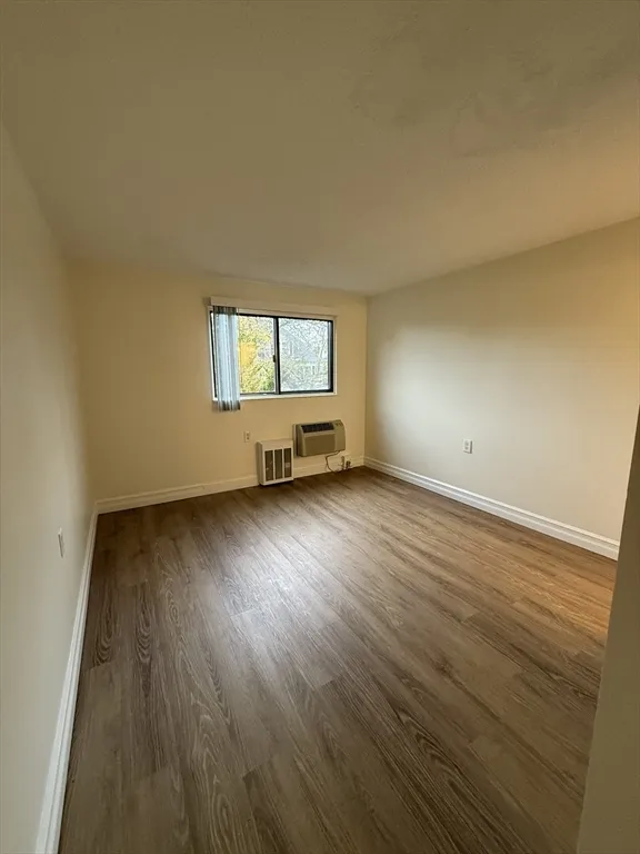 112 Centre St, North Brookline