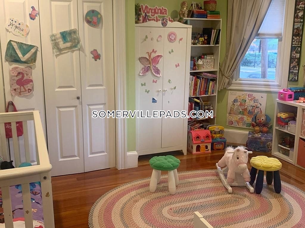 4 bed, 2.5 bath apartment for rent at 201 College Ave Unit 1, Davis Square — photo 25 of 29
