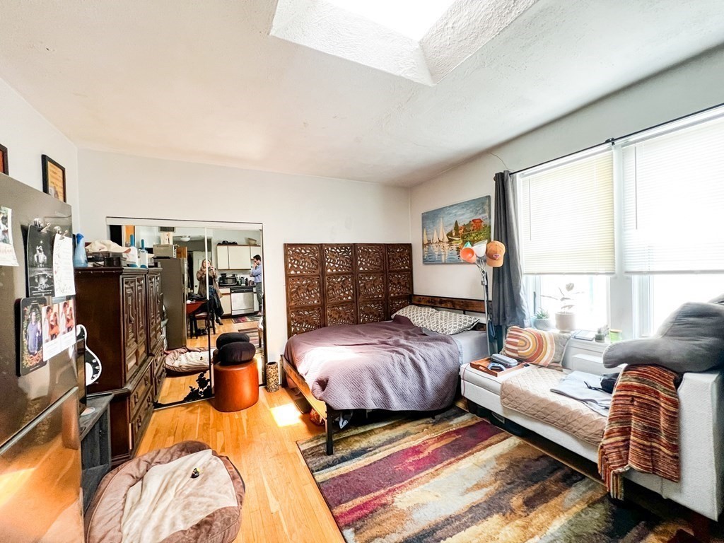 1427 Commonwealth Ave, Allston