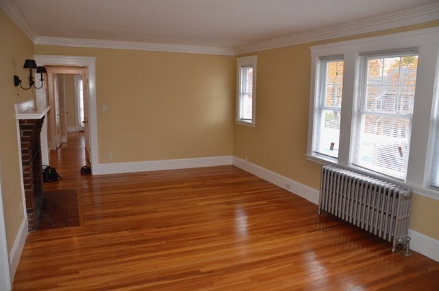 4 Harvard Rd, Belmont