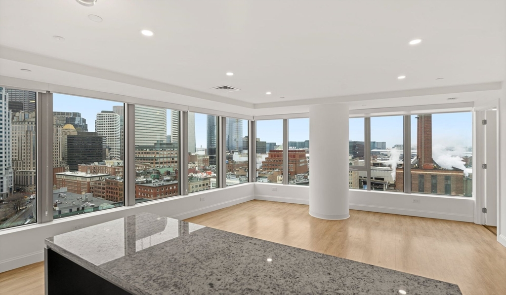 99 Kneeland St, Chinatown