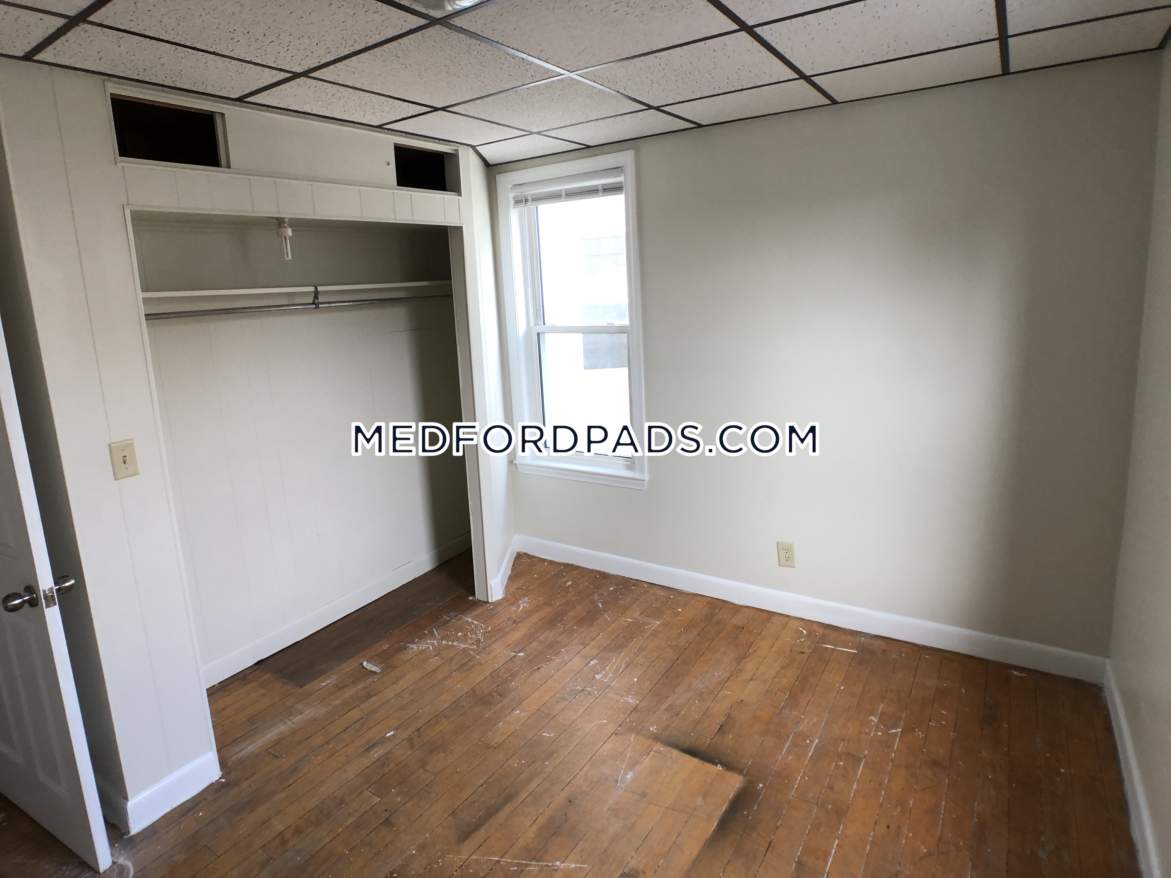 4 bed, 1 bath apartment for rent at 77 Lynman Ave Unit 2, Tufts University — photo 24 of 31