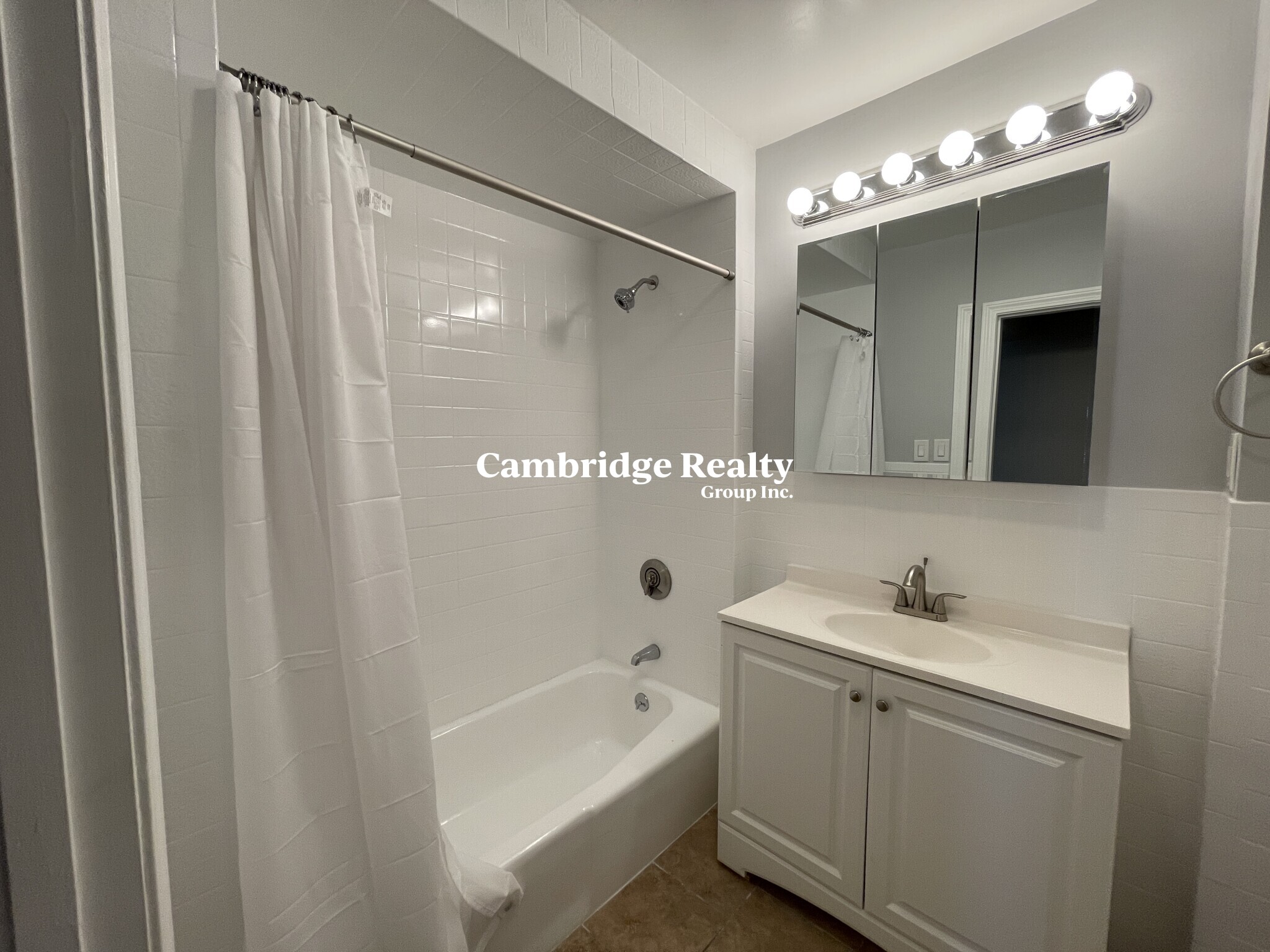 227 Holland St, Teele Square