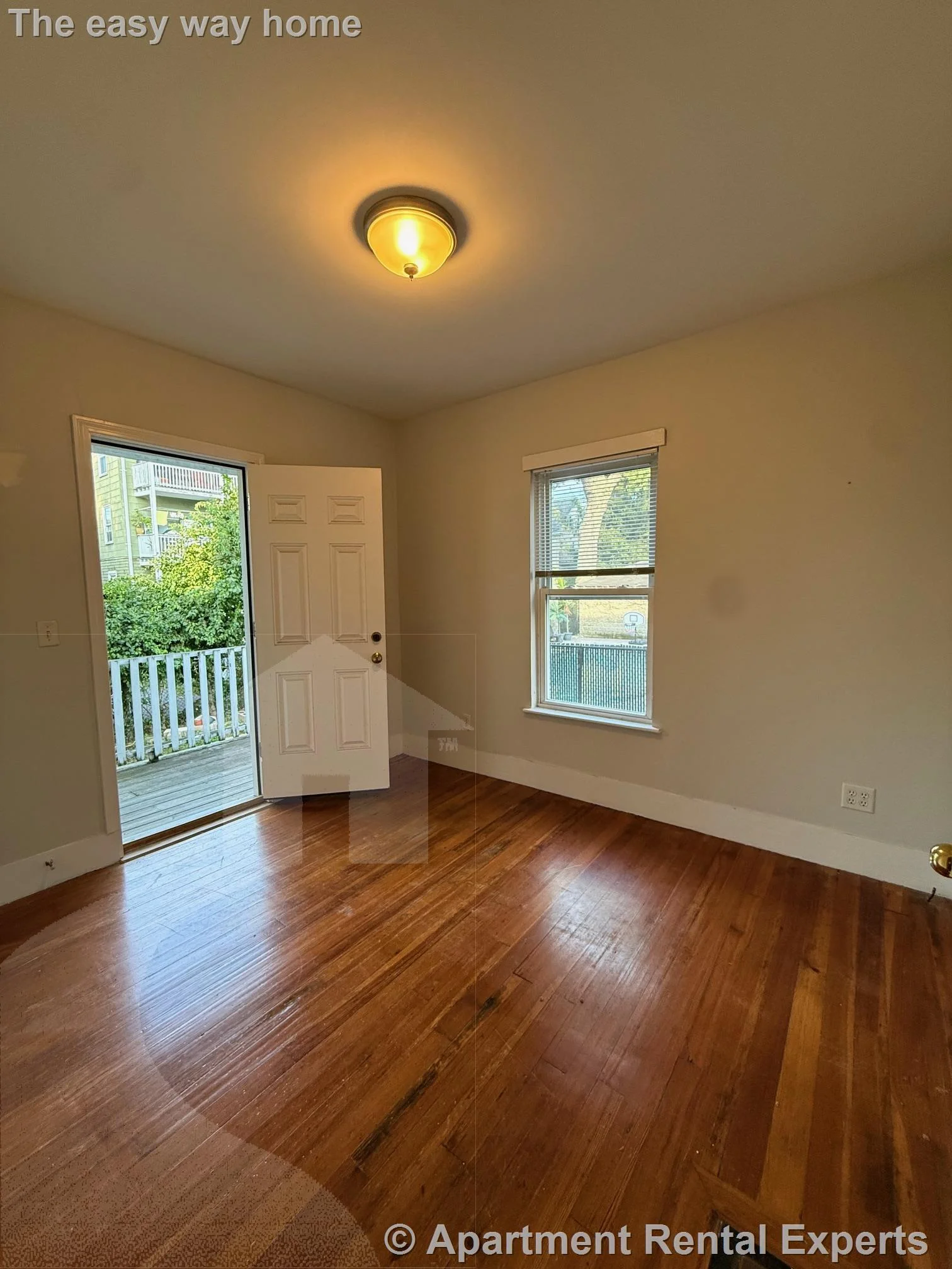 69 Raymond Ave, Tufts