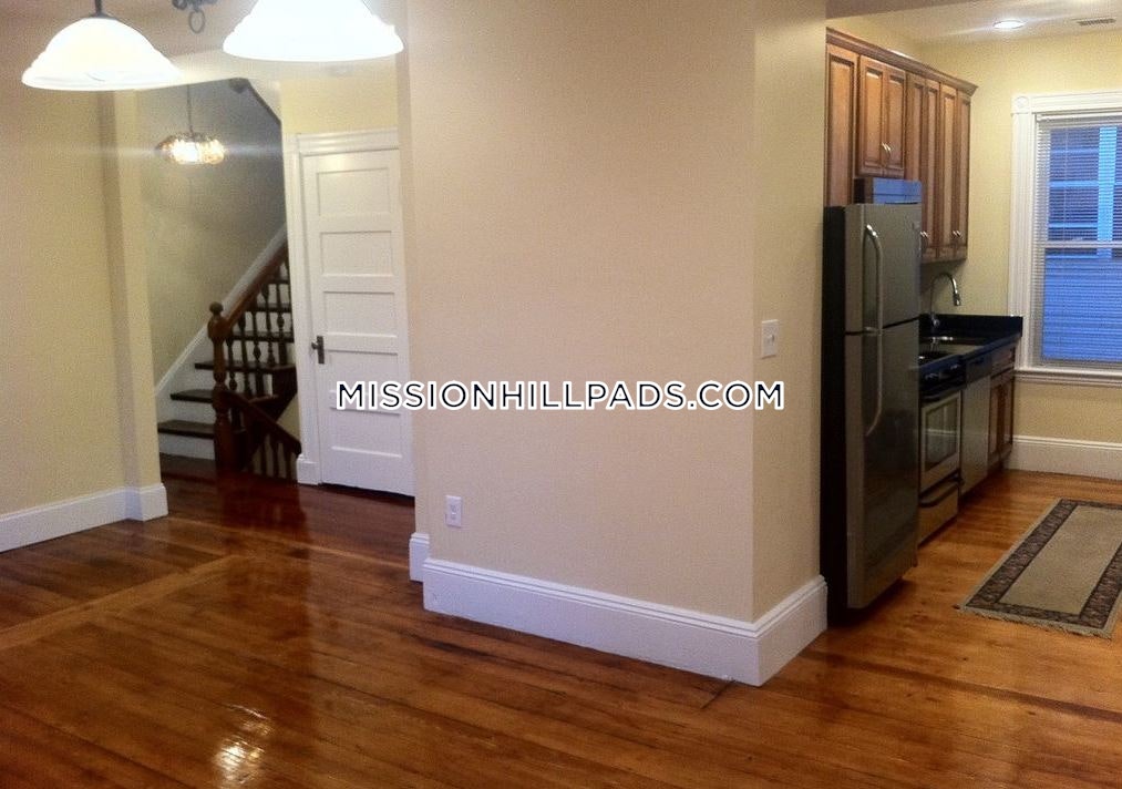 270 Parker Hill Ave, Mission Hill