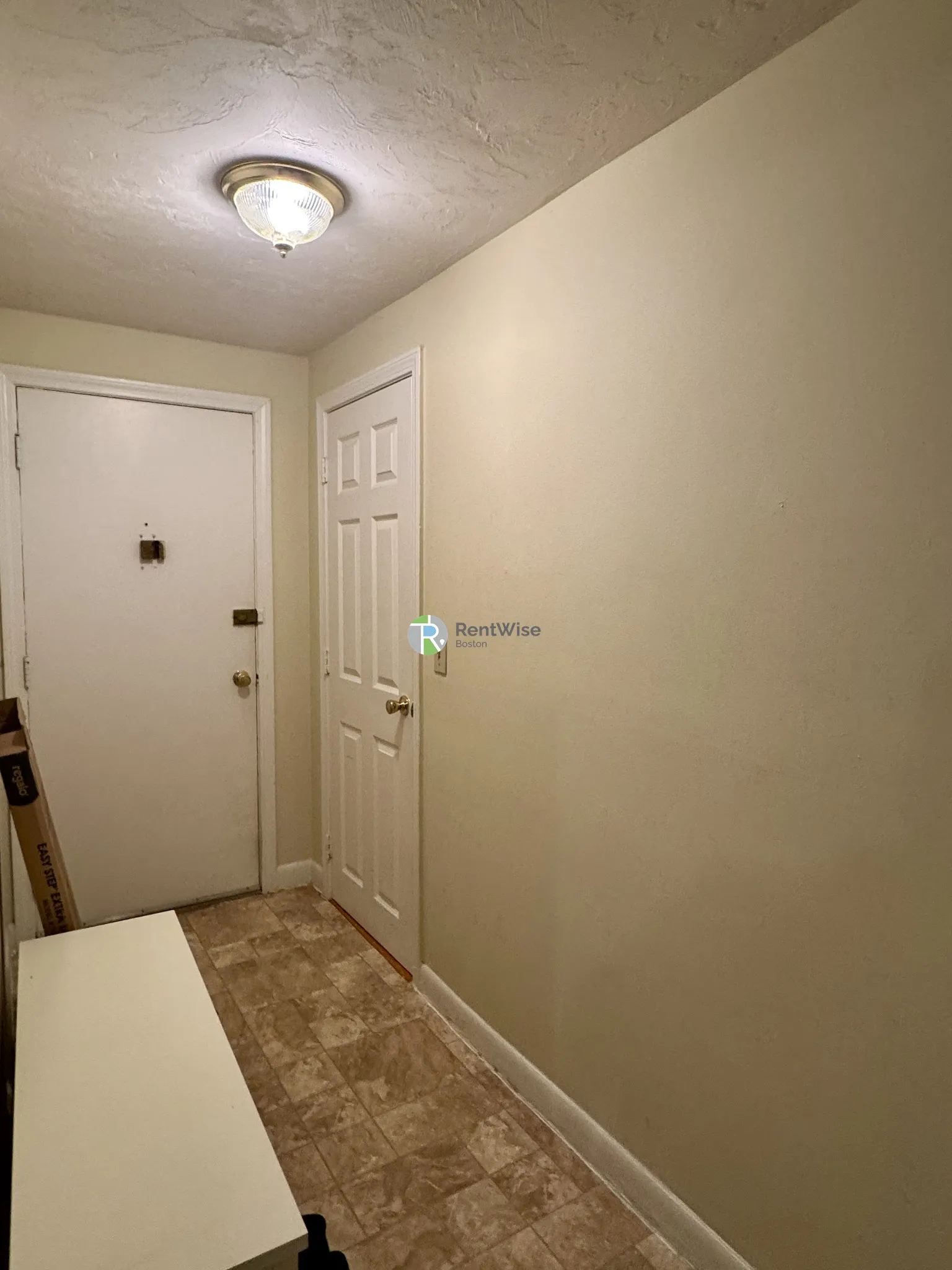 1132 Commonwealth Ave, North Brookline