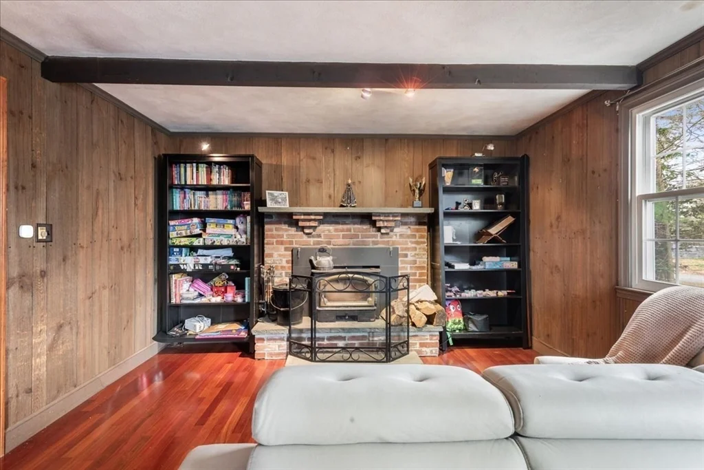 11 Gay St, Needham