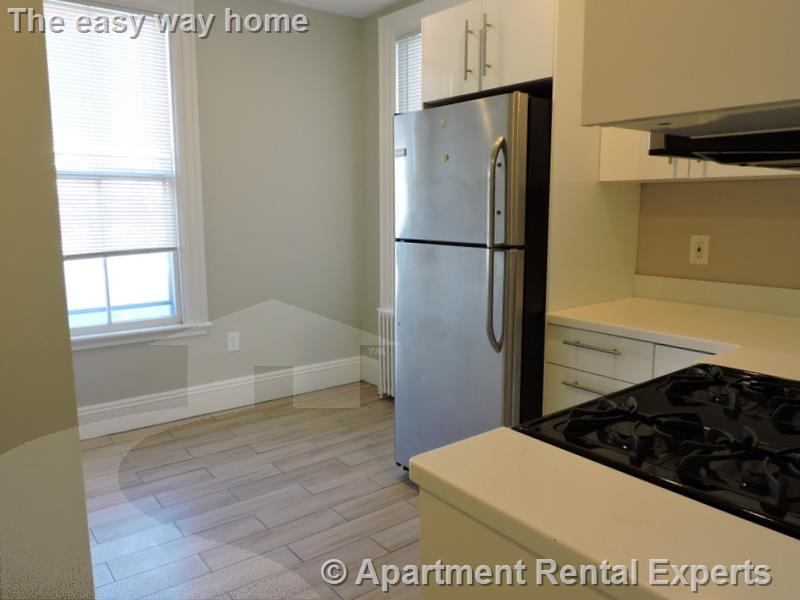 13 Pleasant St, Central Square