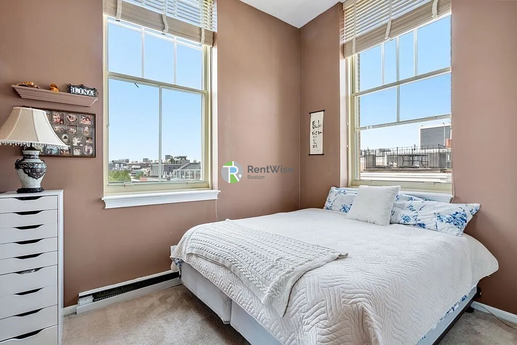 350 East 4th St, South Boston