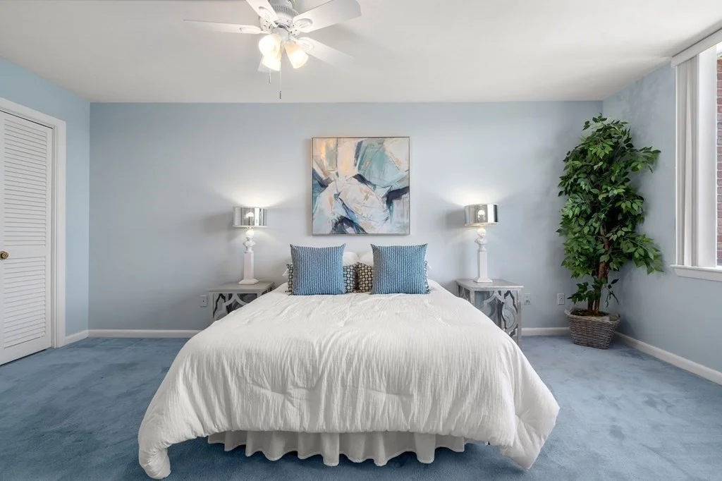 20 Hammond Pond Pkwa, Chestnut Hill