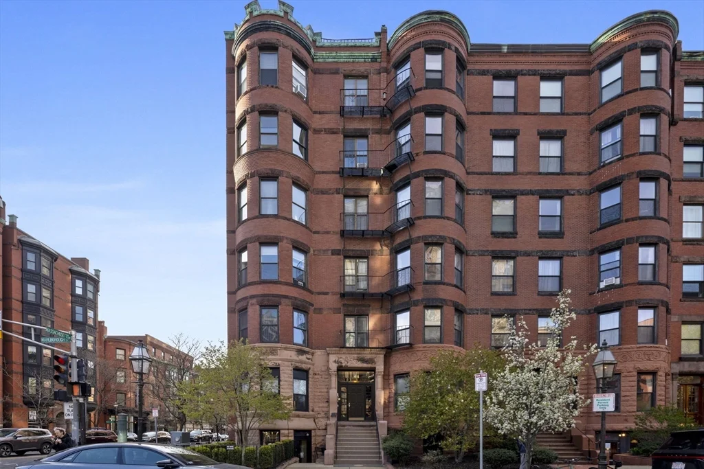 411 Marlborough St, Back Bay