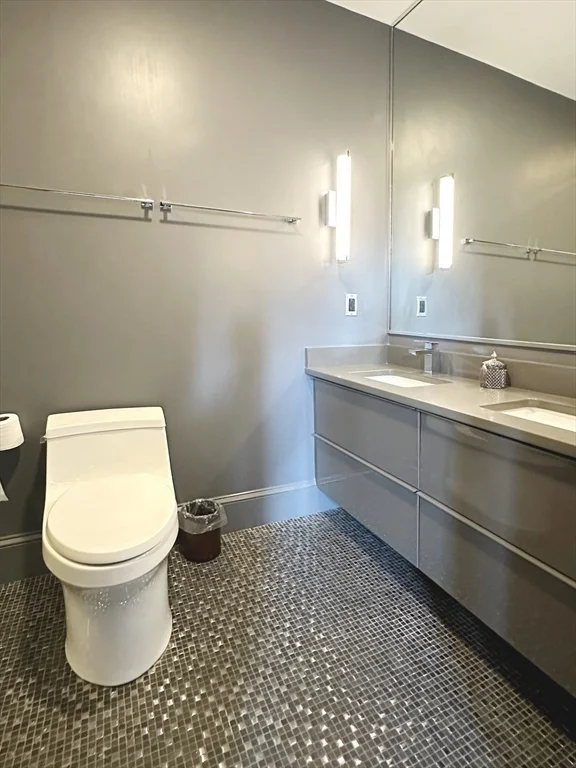 17 Gloucester St, Back Bay