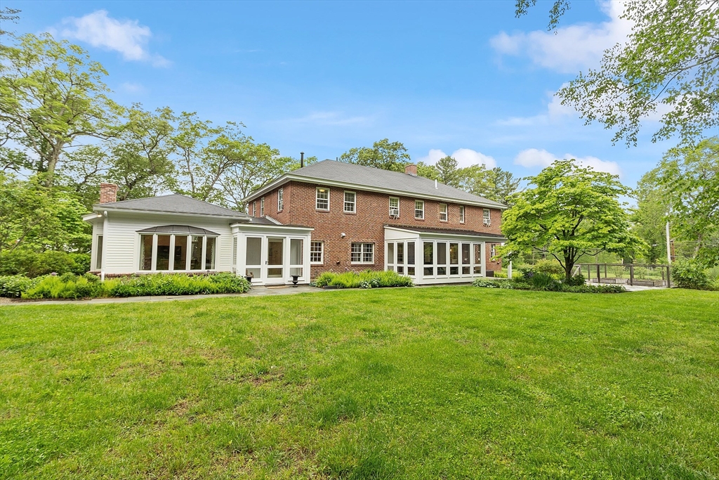 229 Fairhaven Hill Rd, Concord