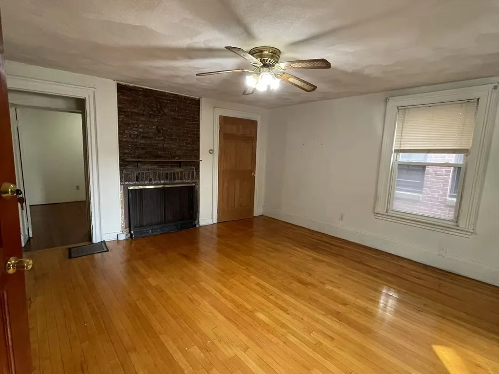 251 Broadway, The Port