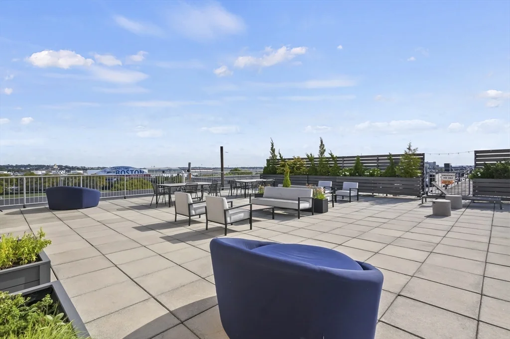 156 Porter St, East Boston