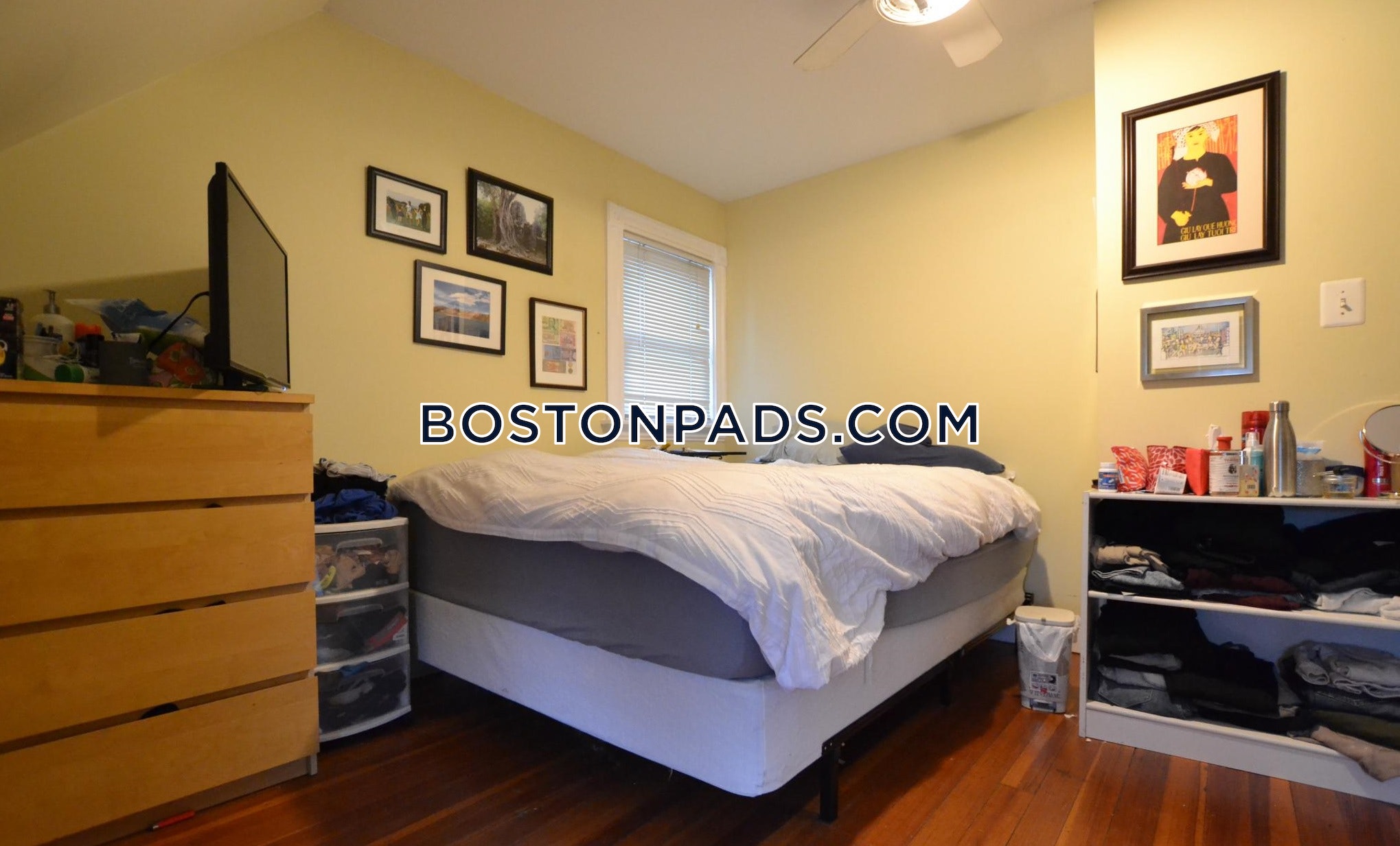 5 bed, 2 bath apartment for rent at 62 Ridgemont St Unit U2, Allston — photo 2 of 6