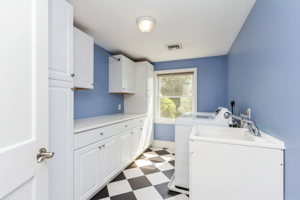 37 Philbrick Rd, Newton