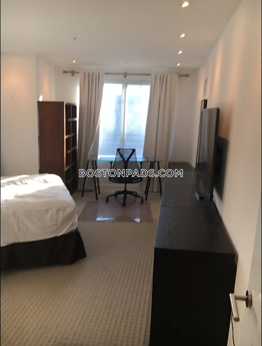 1 bed, 1 bath apartment for rent at 16 Miner St Unit 509, Fenway — photo 4 of 11