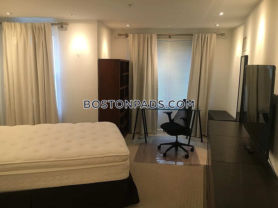 1 bed, 1 bath apartment for rent at 16 Miner St Unit 509, Fenway — photo 5 of 11