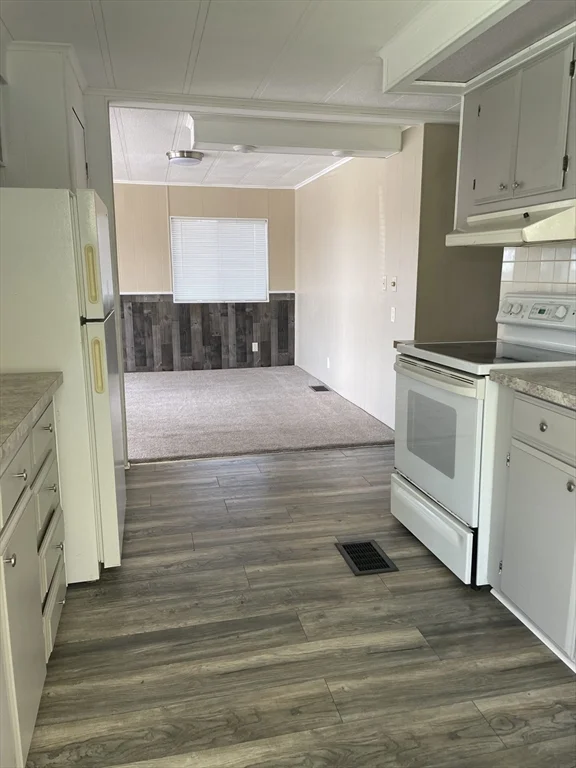 3811 Midway, Bradenton