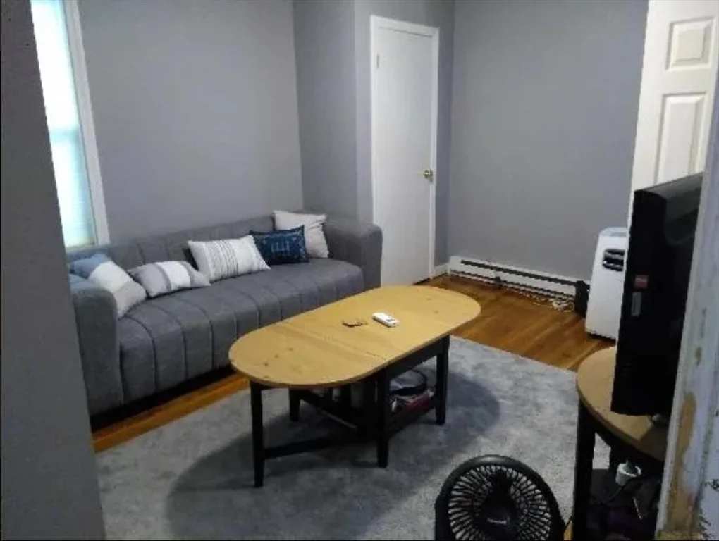 9 Broad St, North Attleboro