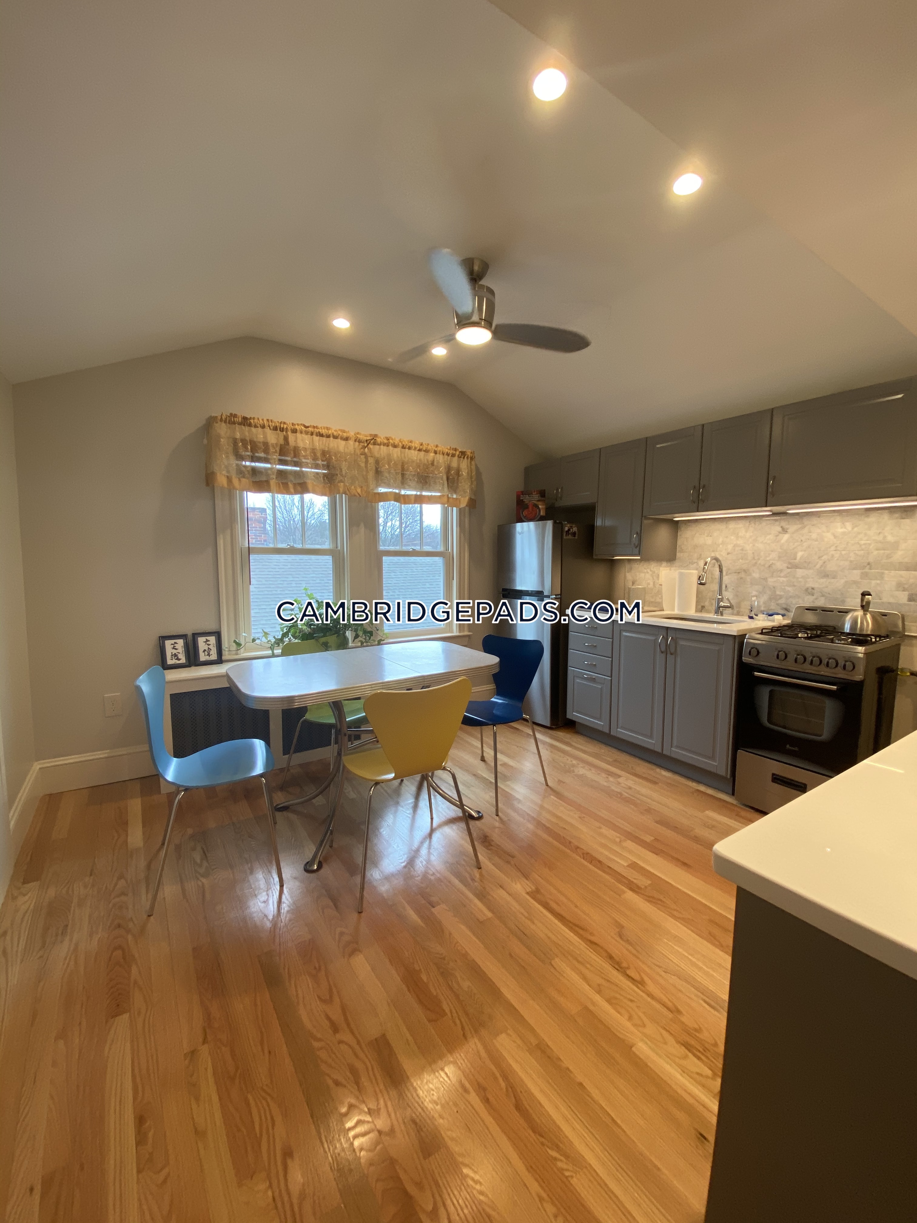 1 bed, 1 bath apartment for rent at 18 Kimball St Unit 3, North Cambridge — photo 1 of 24