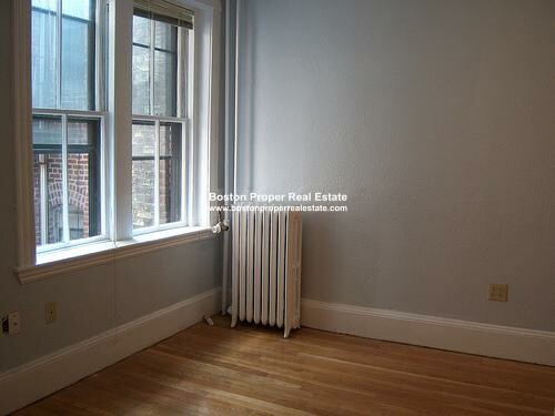 72 Revere St, Beacon Hill