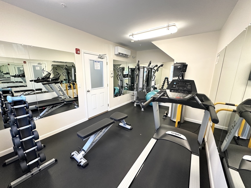 160 Summer St, Zip 01830