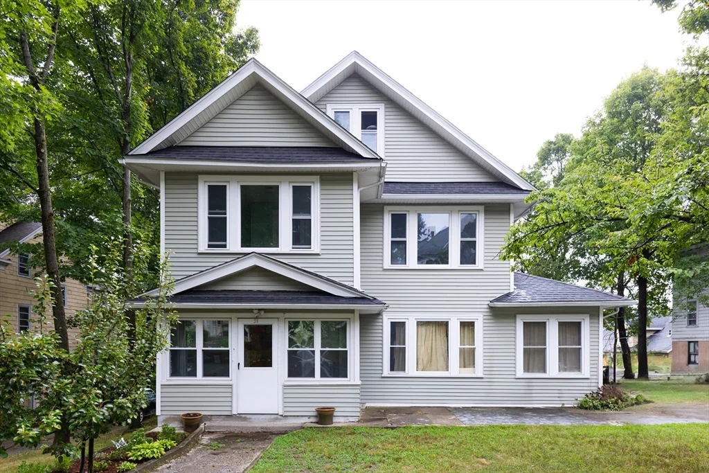 51 South Lenox St, Worcester