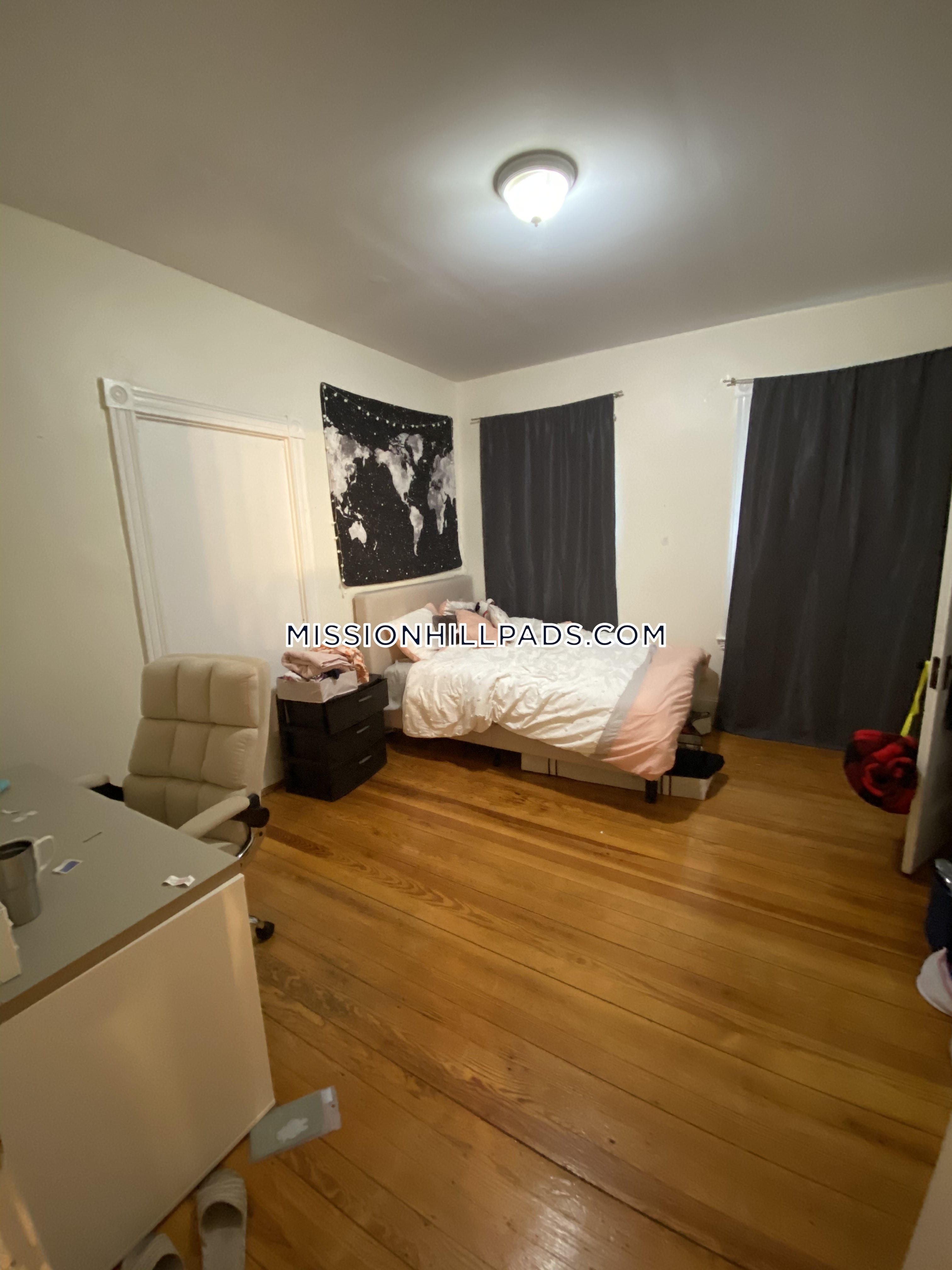 3 bed, 1 bath apartment for rent at 10 Bucknam St Unit 3, Mission Hill — photo 5 of 5