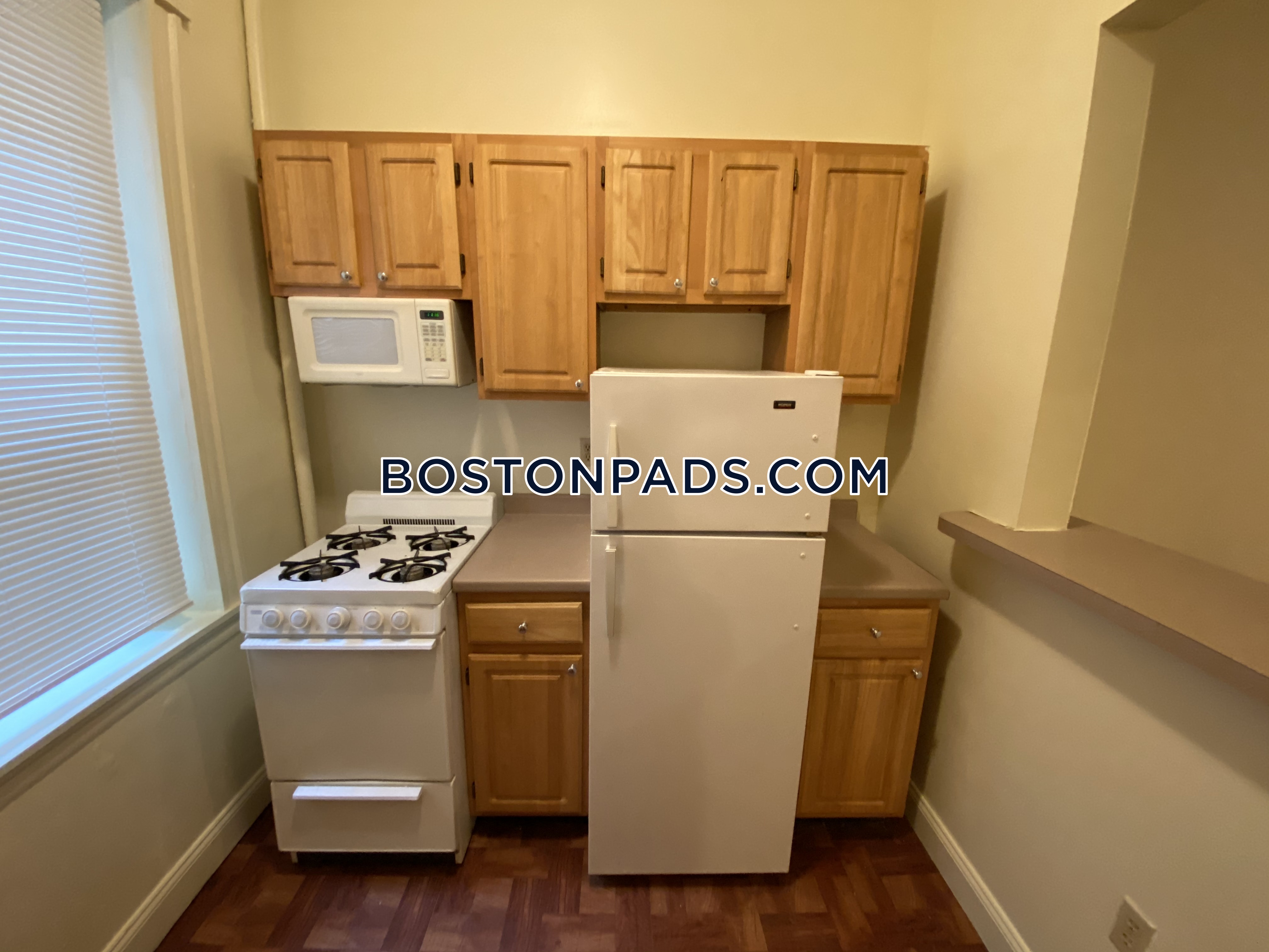 Studio bed, 1 bath apartment for rent at 16 Queensberry St Unit 5F, Fenway — photo 5 of 11