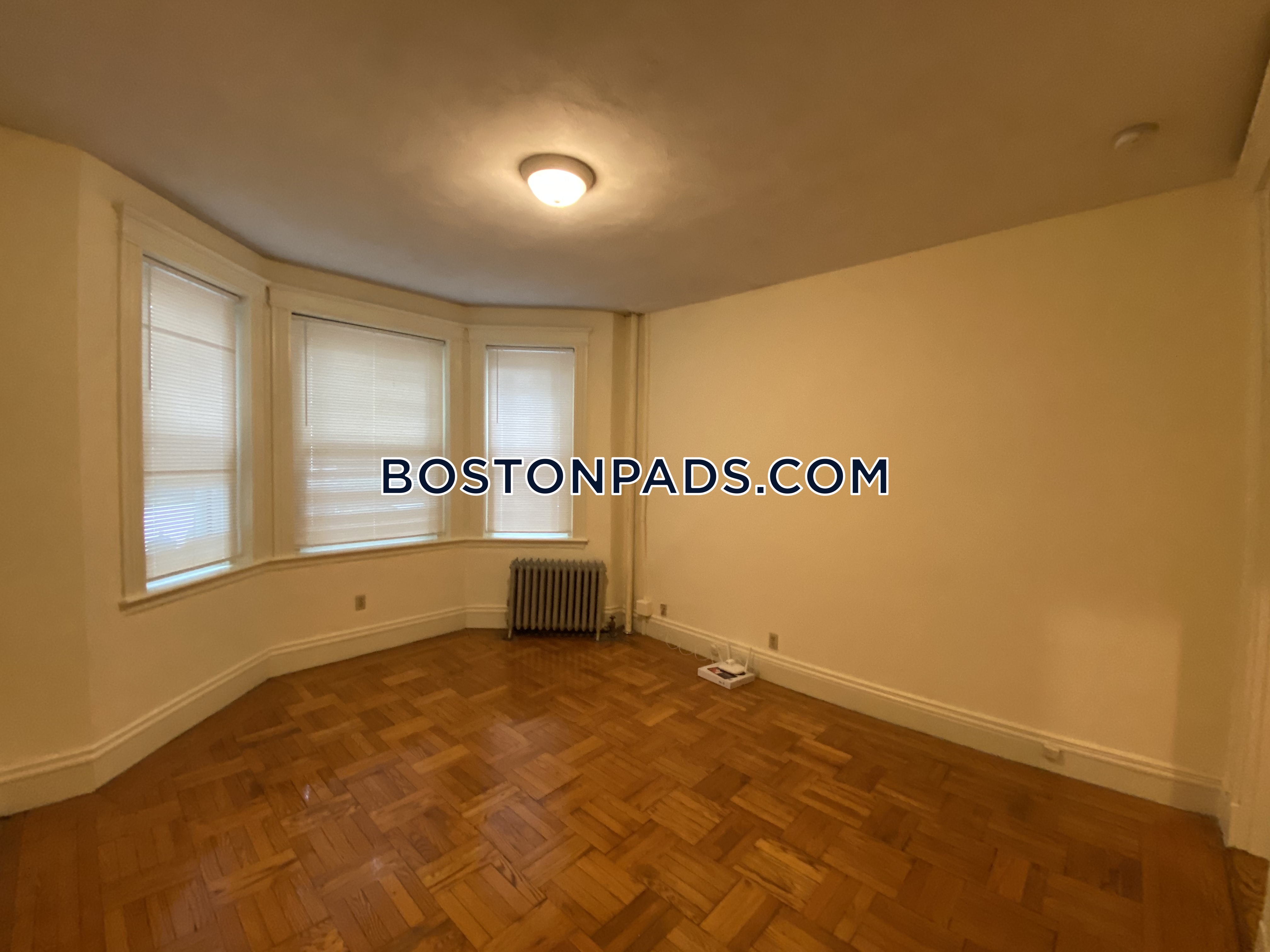 Studio bed, 1 bath apartment for rent at 16 Queensberry St Unit 5F, Fenway — photo 9 of 11